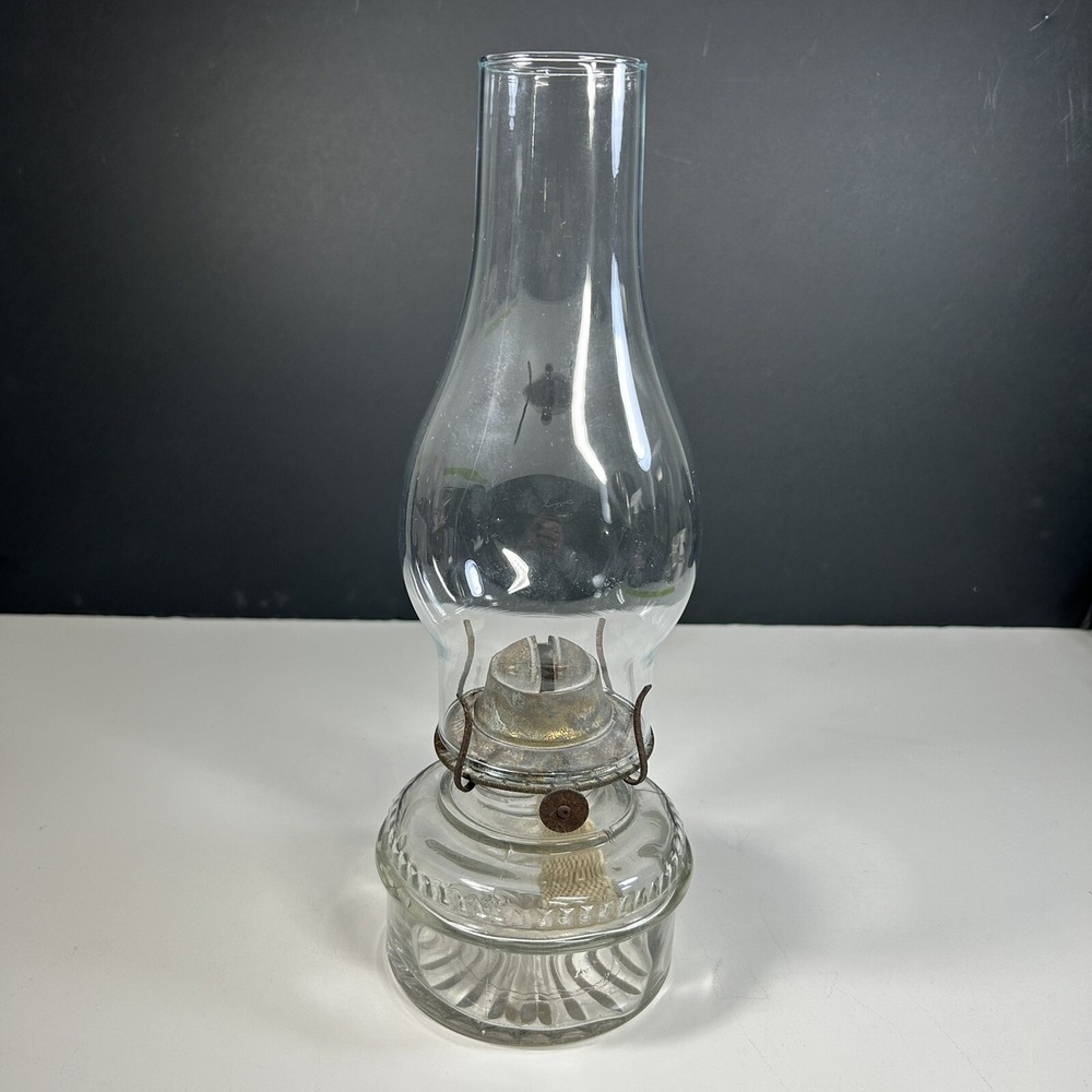 Vintage Tall Clear  Indoor Glass Chimney Kerosene Oil Lamps round Base